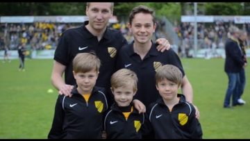 Die Einlaufkinder des SC Condor beim Pokalfinale 2015 | ELBKICK.TV