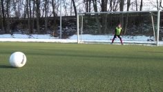 Die Komädchen: Mit Leidenschaft und Torriecher zum Erfolg | ELBKICK.TV