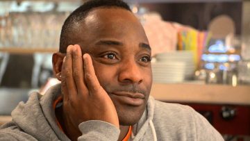 Interview mit Cesar Emmanuel MBoma (FC Türkiye) | ELBKICK.TV