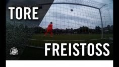 Unter die Latte gezimmert | Freistoßtor von Lutz Radojewski (TVD Velbert)