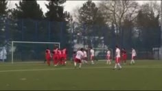 Wunderbarer Freistoßtreffer von Süleyman Durmus (Berlin Hilalspor) | SPREEKICK.TV