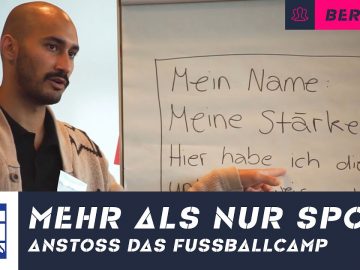 Mehr als nur ein Sport: Skills für die berufliche Zukunft lernen bei ANSTOSS – Das Futsalcamp